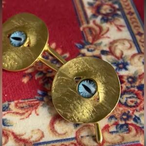 Surrealism Blue Eye Sunglasses Brooch– Unique Statement Pin